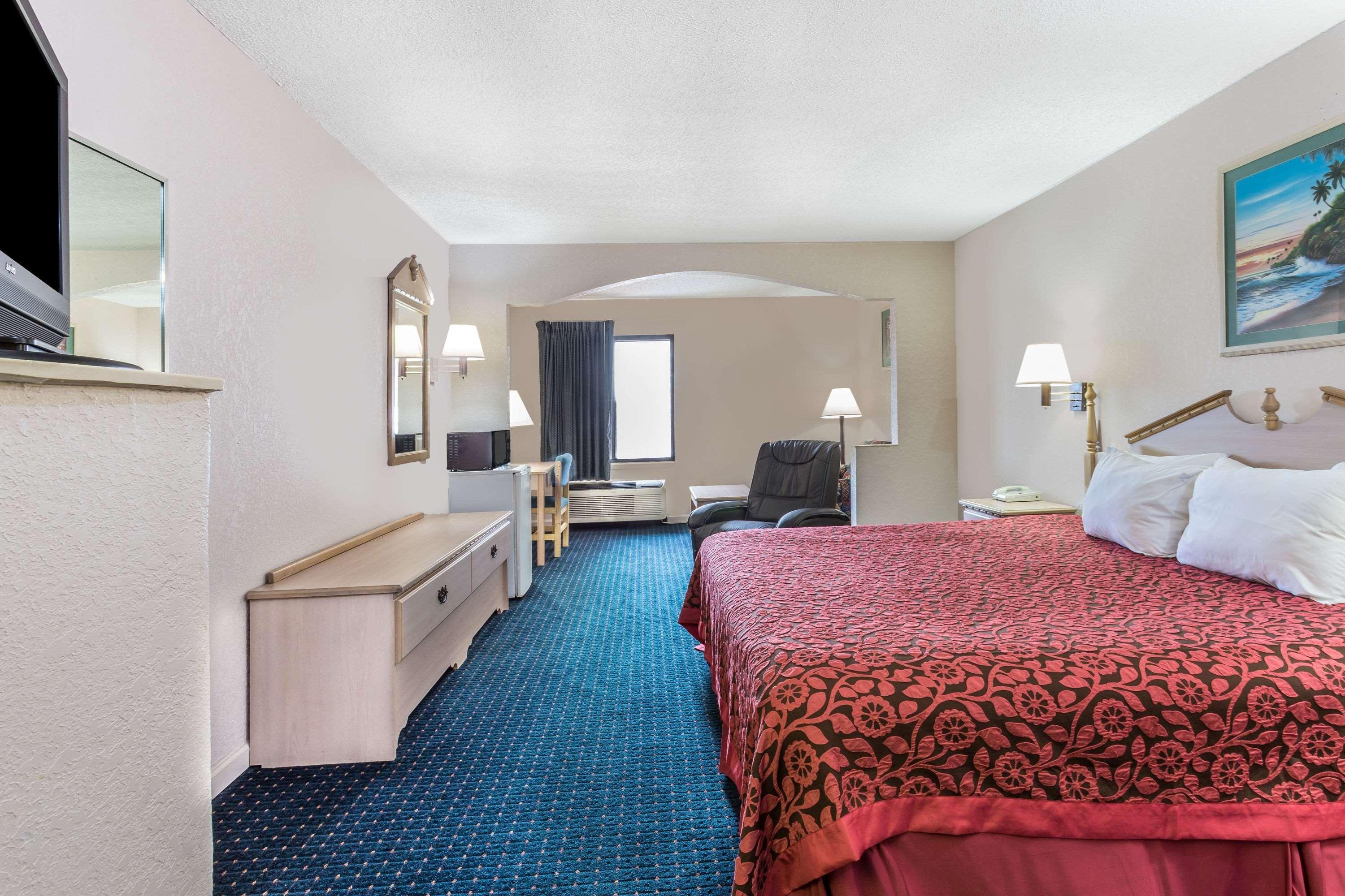 Days Inn By Wyndham Panama City/Callaway Exteriér fotografie