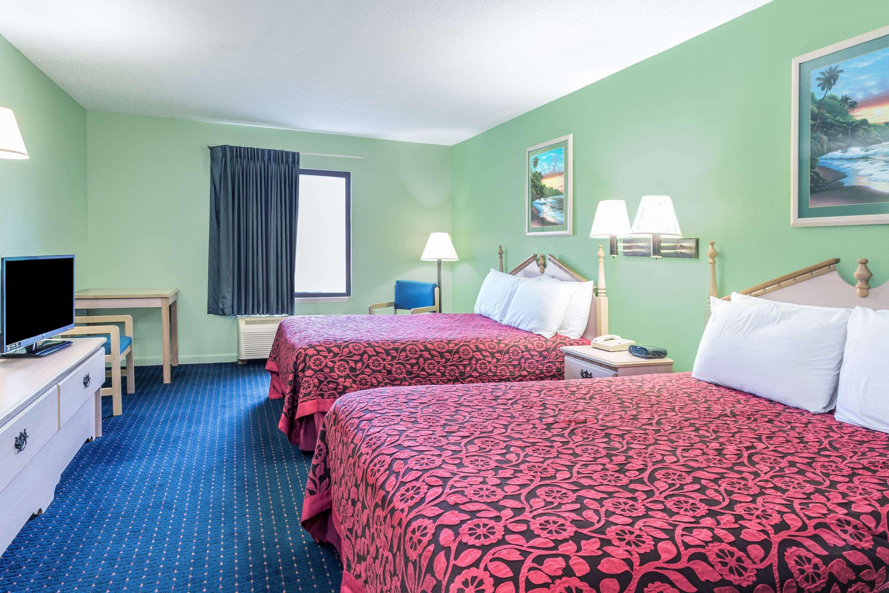Days Inn By Wyndham Panama City/Callaway Exteriér fotografie