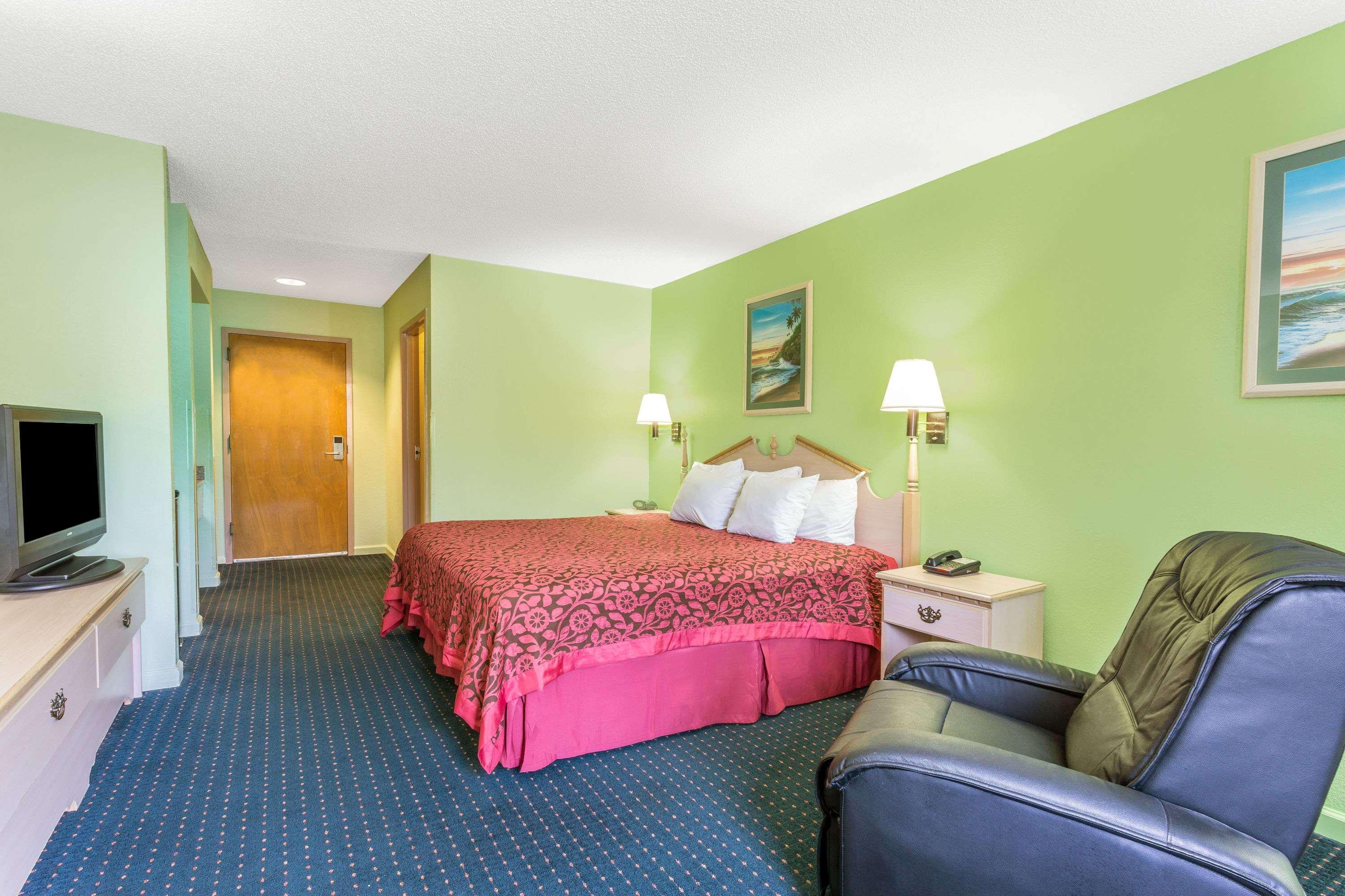Days Inn By Wyndham Panama City/Callaway Exteriér fotografie