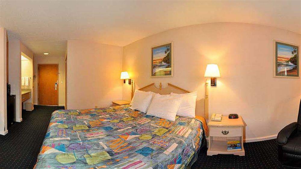 Days Inn By Wyndham Panama City/Callaway Exteriér fotografie