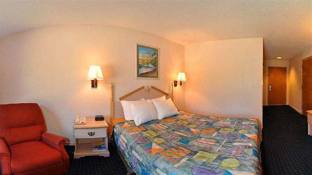 Days Inn By Wyndham Panama City/Callaway Exteriér fotografie
